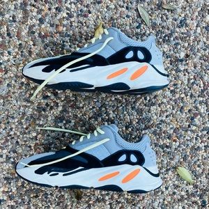 YEEZY 700 Wave Runner